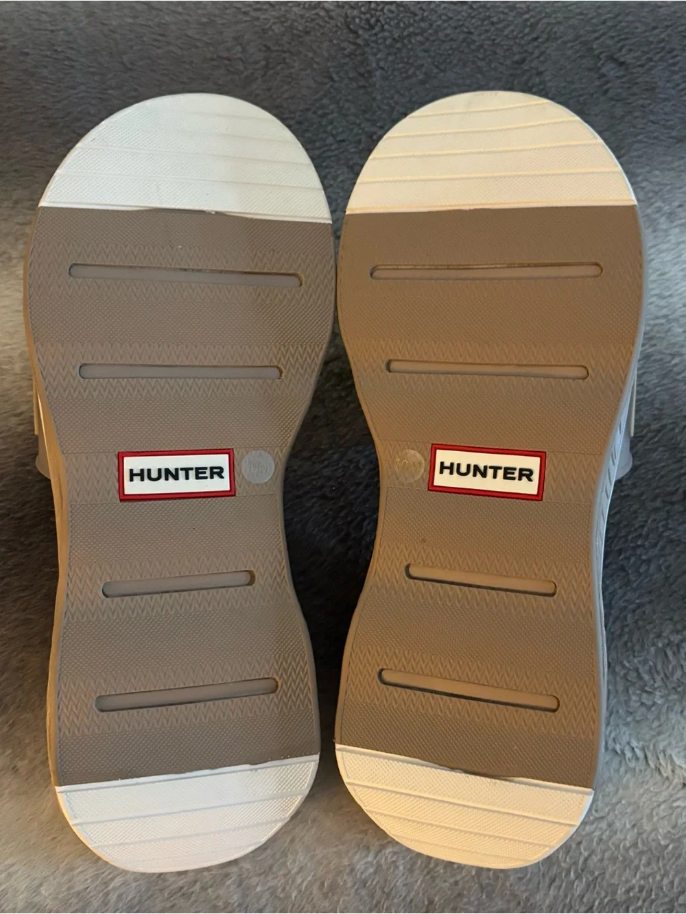Hunter Geneva Beige Slide Sandals Wave Sole Comfort Slides Size 10